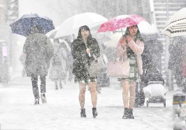 女大学生零下40度穿时尚短裙外出 两腿被严重冻伤【图】