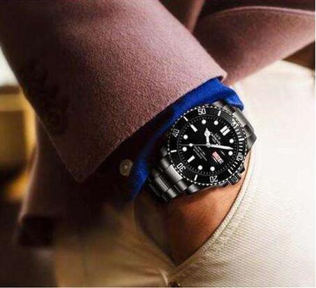 45岁男士适合戴什么样的手表 成熟男性腕表推荐