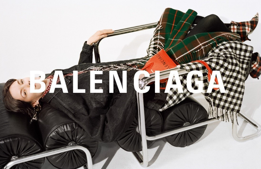Balenciaga巴黎世家与京东TOPLIFE携手发布品牌中国电商旗舰店