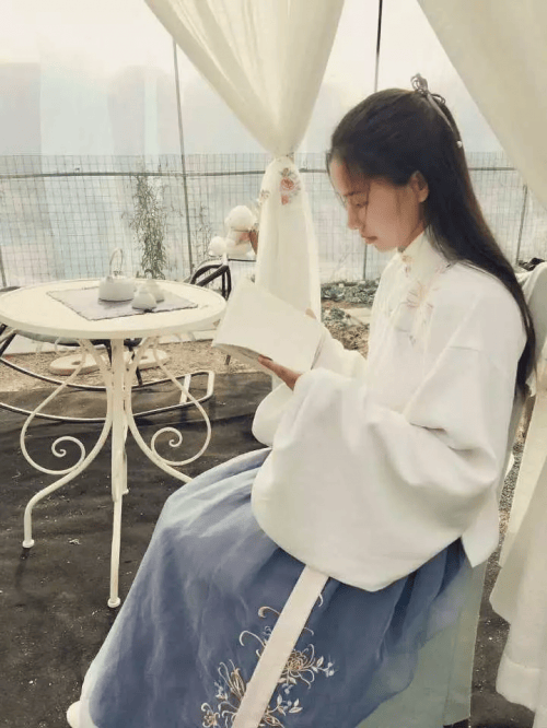 杭州小仙女是谁？爆改200平米荒地造出绝美秘密花园