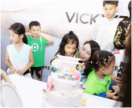 VICKY'Z迎3周年 设计师许馨尹与孩子们共同畅想未来