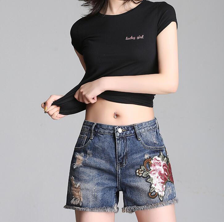 夏天有哪些百变穿搭 女生这些服装单品百搭时尚