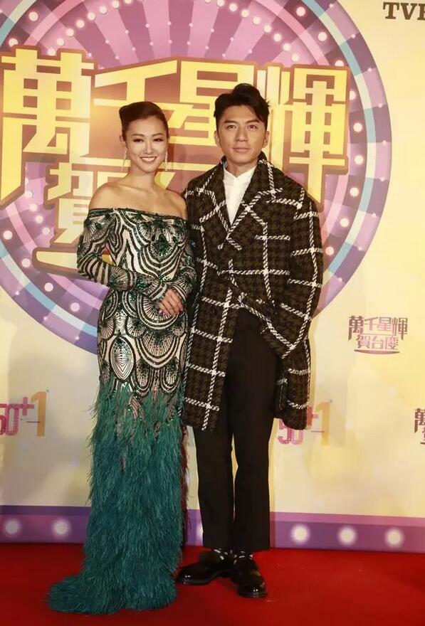 TVB马来西亚新加坡双料视帝视后袁伟豪黄智雯颁奖现场