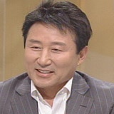 卢英国 