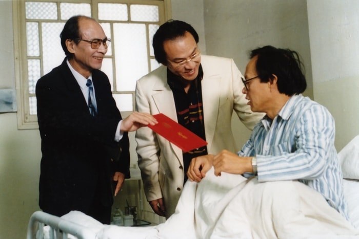 http://www.mshishang.net/pics/default/download/149854bfb3a3fca01898b8eb7c808bb9.jpg