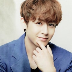 Nichkhun 