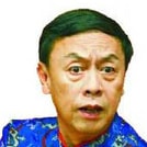 黄俊英 