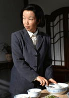 黄薇