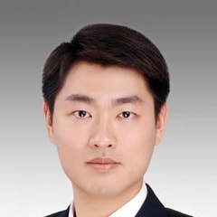 李亮亮 