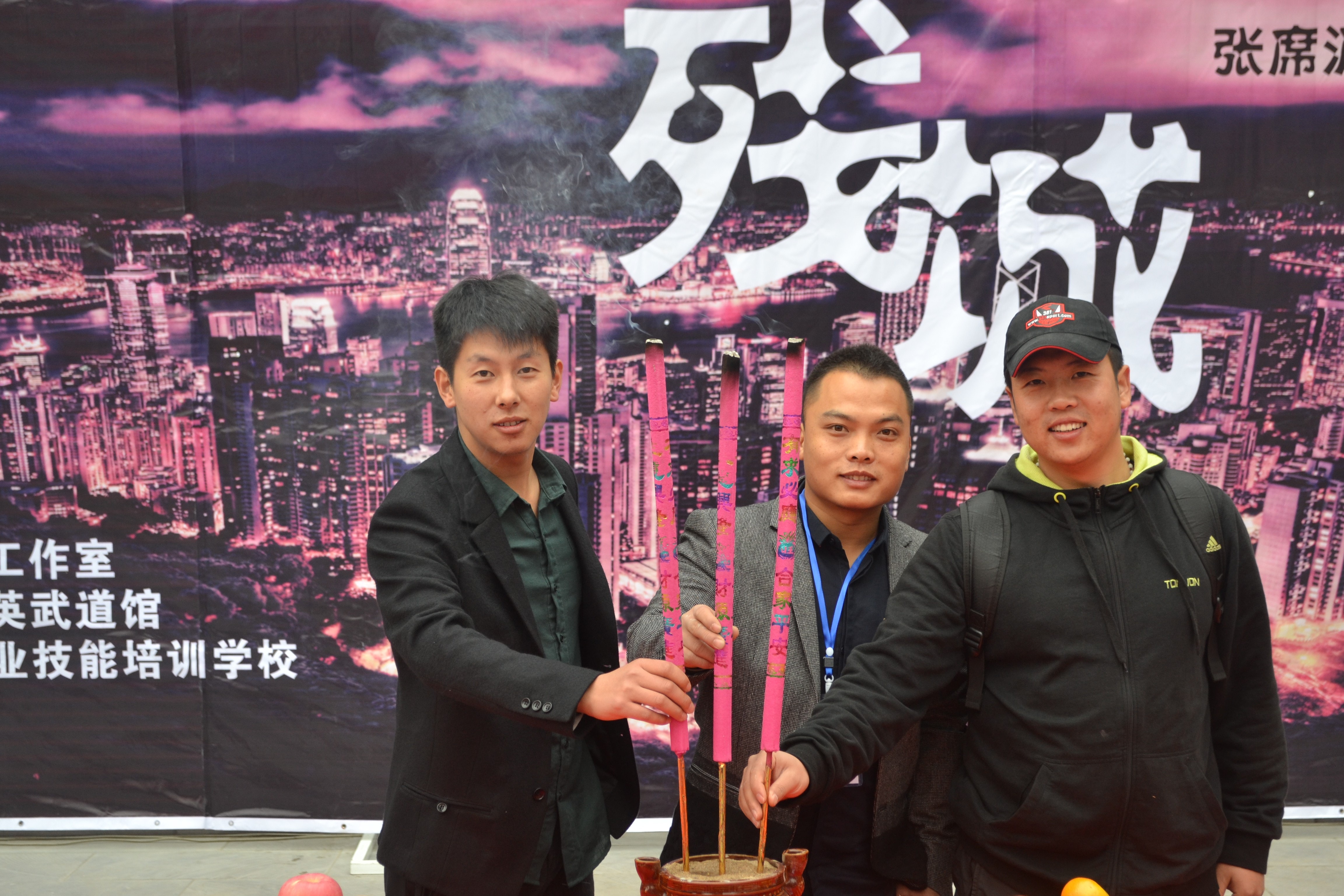 http://www.mshishang.net/pics/default/download/4933bd8f0c5898362033608a908cf622.jpg