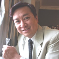 刘少君 