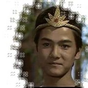 何威 