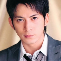 冈田准一 