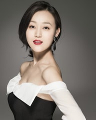 闫婕 