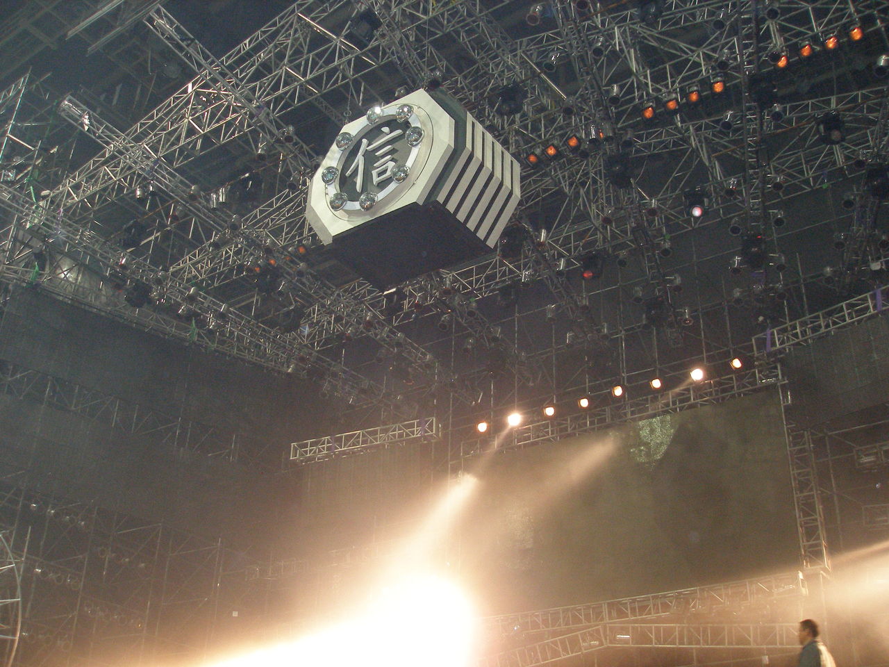 http://www.mshishang.net/pics/default/download/7a9f96f11e4ee3391f752f6160242b3f.jpg