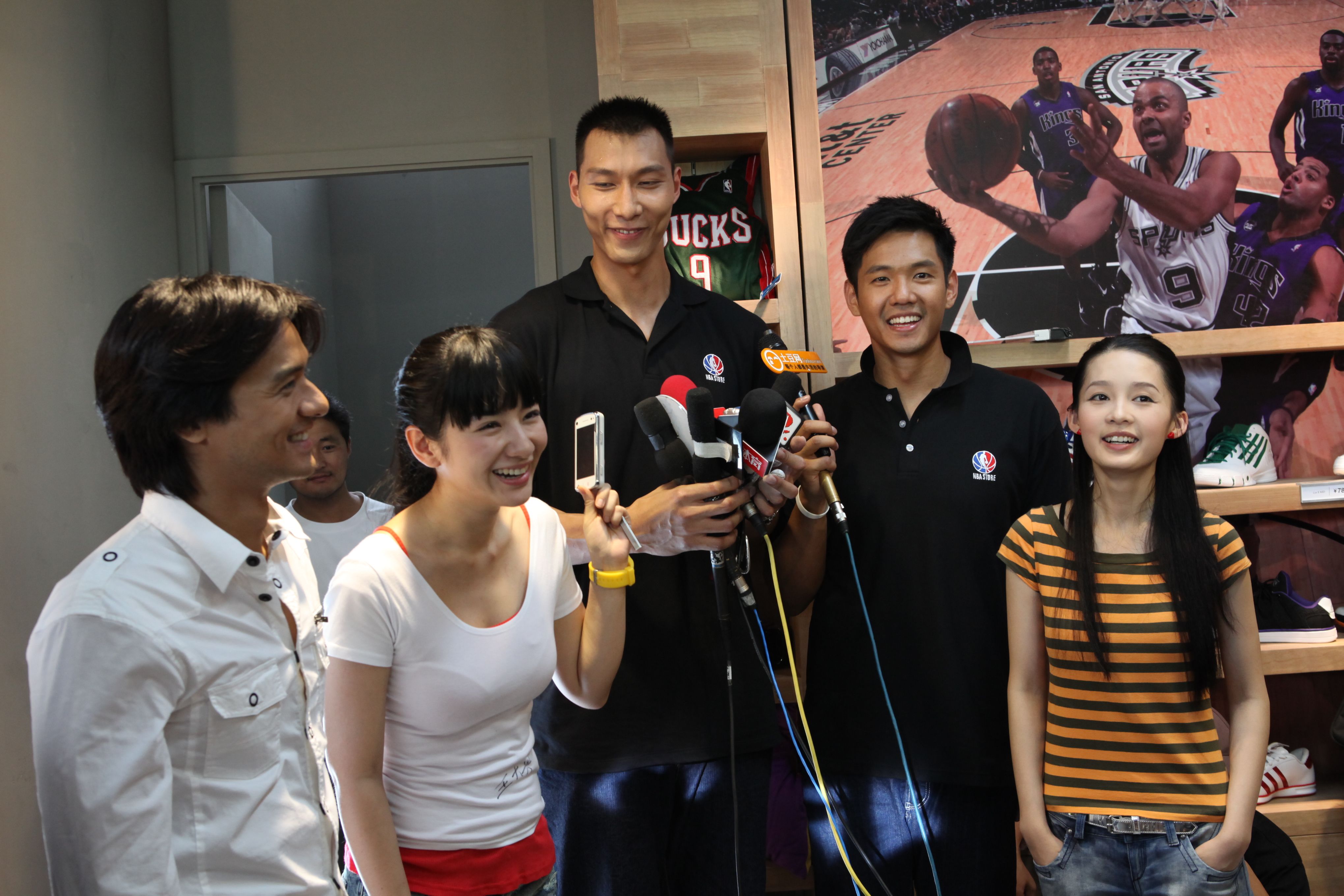 http://www.mshishang.net/pics/default/download/802af2046dcda6b5c0dd65be7fef5e21.jpg