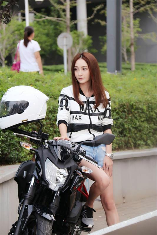http://www.mshishang.net/pics/default/download/8740/b275f2db2eba36c4c44a62bddefe.jpg