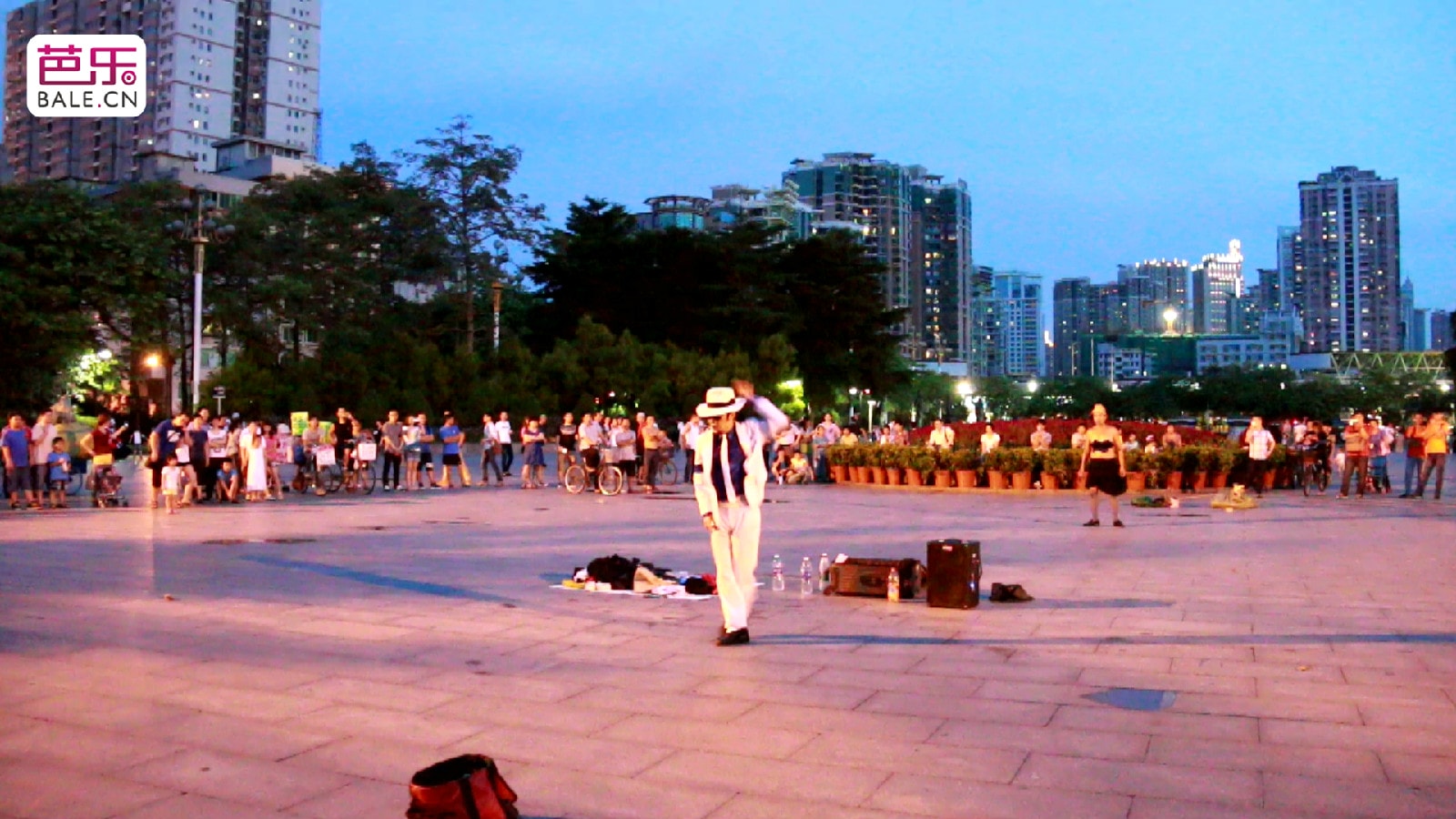 http://www.mshishang.net/pics/default/download/988826cbbd20a59720fddba691bb23c0.jpg