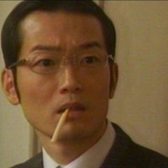 中村靖日 