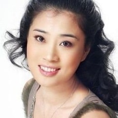 王洪梅