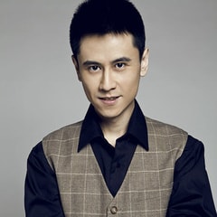 严昆 