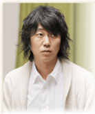新井浩文