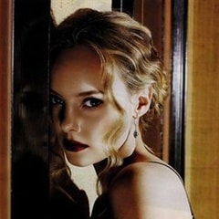 碧悠·菲利浦斯Bijou Phillips