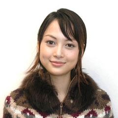 山田麻衣子