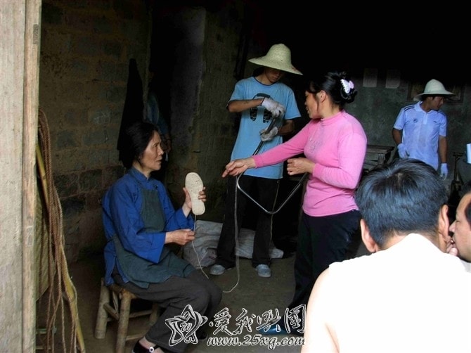 http://www.mshishang.net/pics/default/download/fb574d577abfca22e1df16bc6ac35b63.jpg