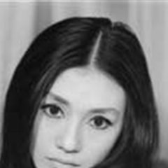 加贺麻理子