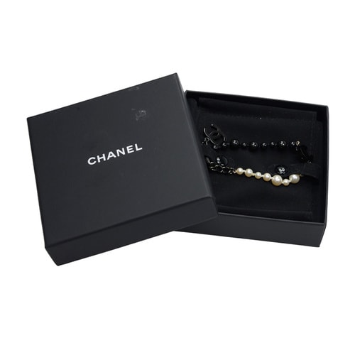 CHANEL/香奈儿 金属吊坠珍珠拼色手链黑色 A85360
