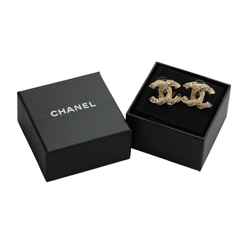 CHANEL/香奈儿 经典金色双C扭紋水钻耳钉耳环 A86075