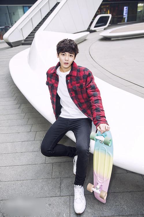 http://www.mshishang.net/pics/star/pic/0039302498e2d9b963fe5898b85faeae.jpg