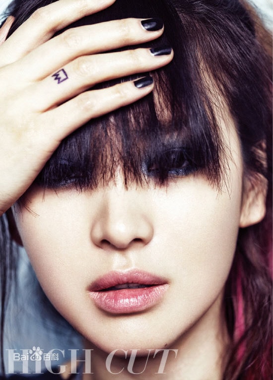 宋慧乔 HIGH CUT 25