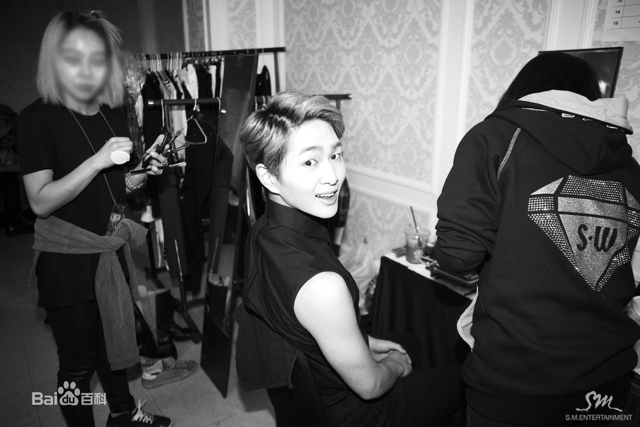 http://www.mshishang.net/pics/star/pic/00c4e6b38643289e789b6b75940de87f.jpg