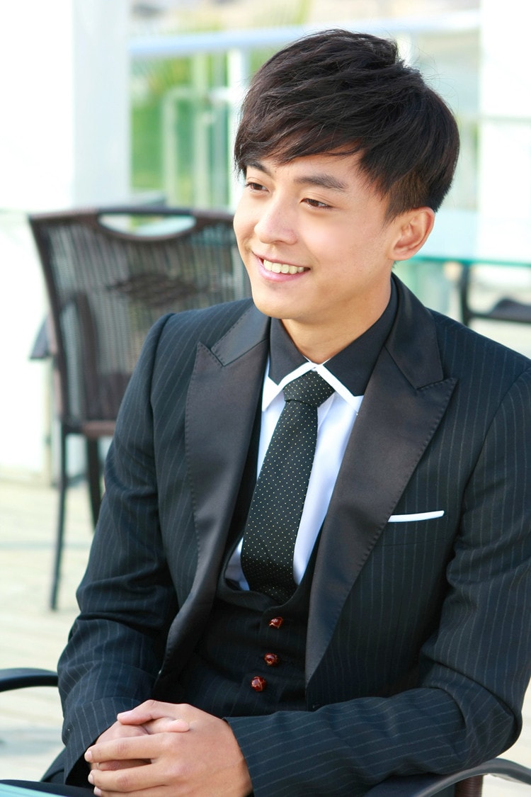 //www.mshishang.net/pics/star/pic/04937f9367a90fa8963d61dcbc4abe10.jpg