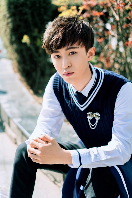 http://www.mshishang.net/pics/star/pic/0785/5ab3b4a7bb024dadd6ab3c17e16c.jpg