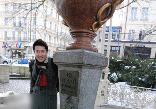 http://www.mshishang.net/pics/star/pic/080120a5ffbe206e9bb73b79720d6754.jpg