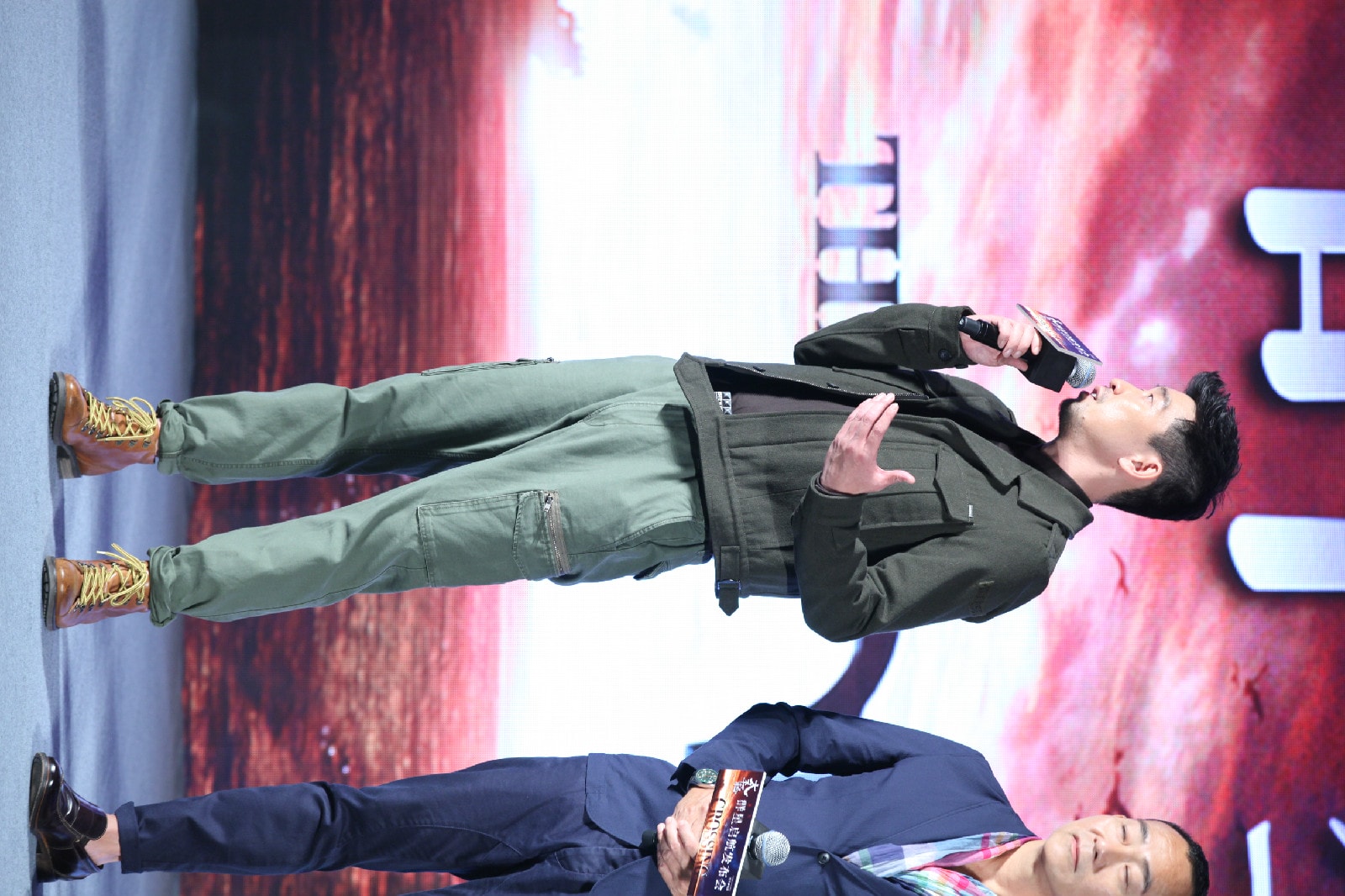 http://www.mshishang.net/pics/star/pic/0a30adaffa4b75288792a626ce544d31.jpg