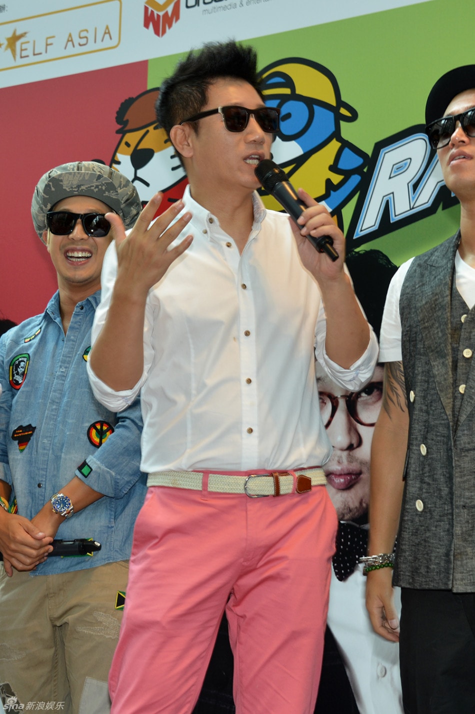 //www.mshishang.net/pics/star/pic/0f06b7a05cd4a71c0b94c89fd4f18018.jpg