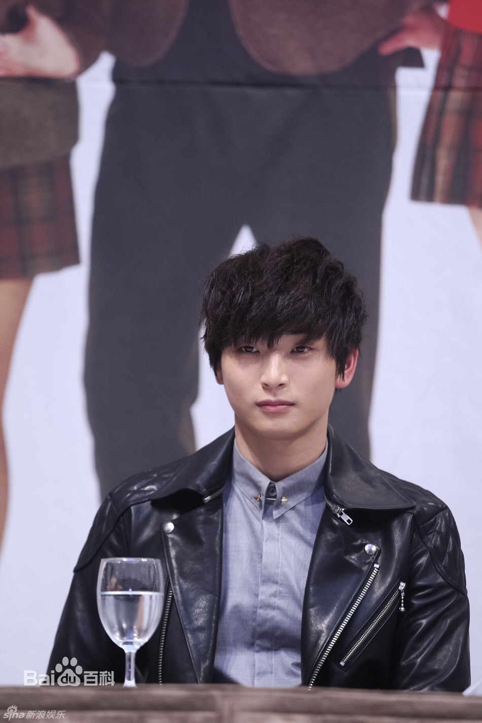 http://www.mshishang.net/pics/star/pic/1014ac44af62d158c9f99778c1fca45a.jpg