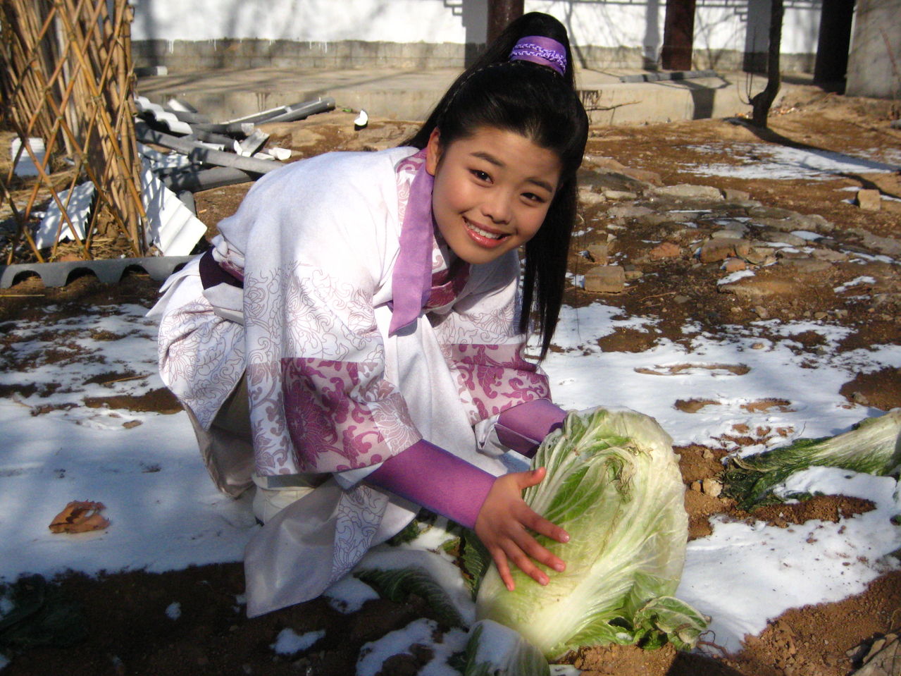 //www.mshishang.net/pics/star/pic/29d5a0294fdd73832a6cbcda1df0648e.jpg