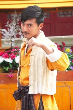 //www.mshishang.net/pics/star/pic/29f4/e94afb254ca258f5c79893dee7f0.jpg