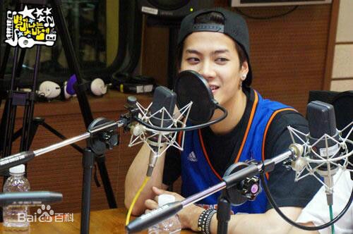 http://www.mshishang.net/pics/star/pic/3486bb3e374c8df9267e509e9bd2f083.jpg