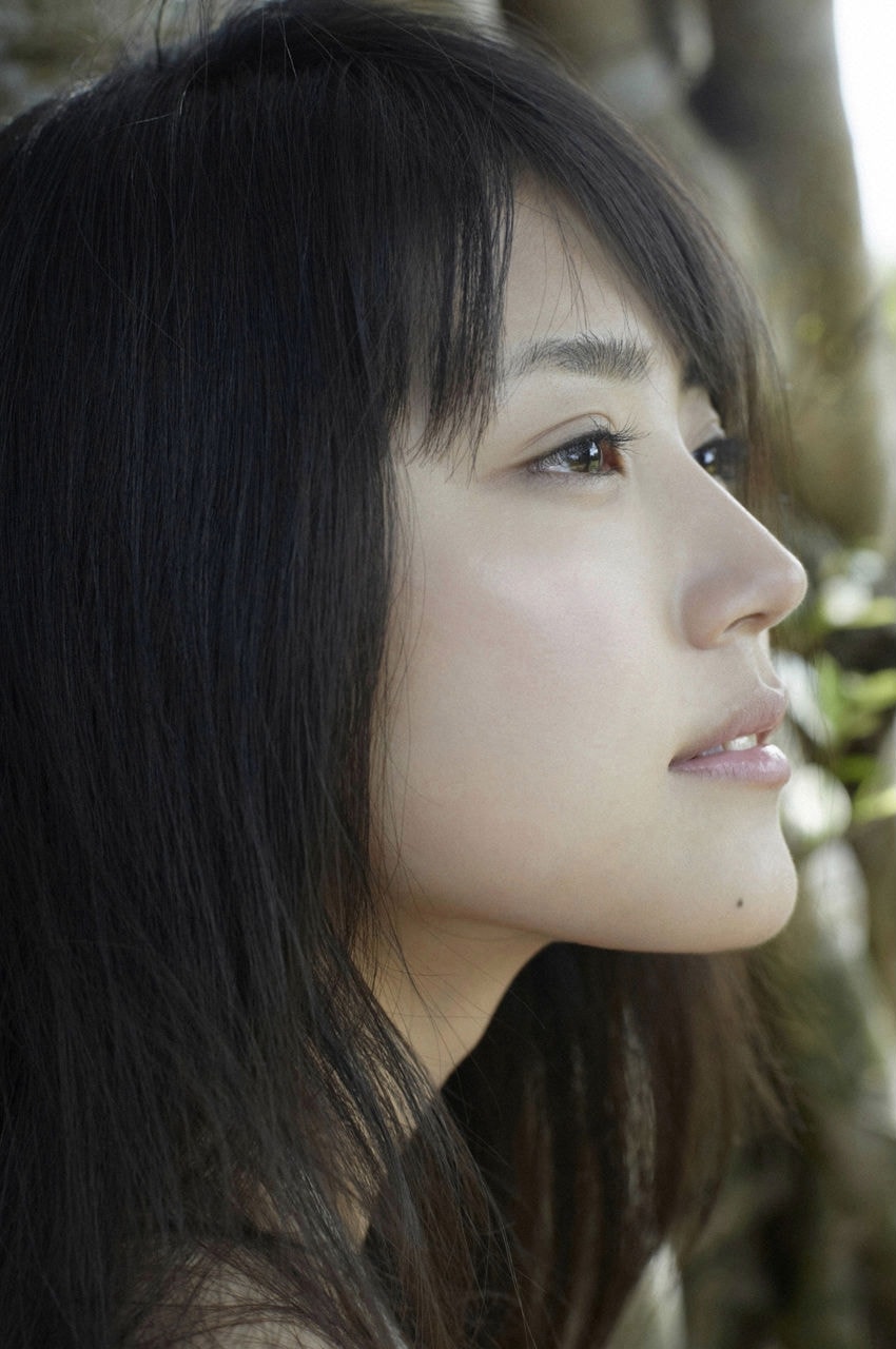 //www.mshishang.net/pics/star/pic/367ade24a48f2e87be797c230f111254.jpg