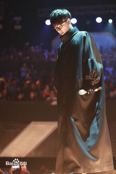 http://www.mshishang.net/pics/star/pic/3f88e251830e4af44eca6c283f8a17c9.jpg