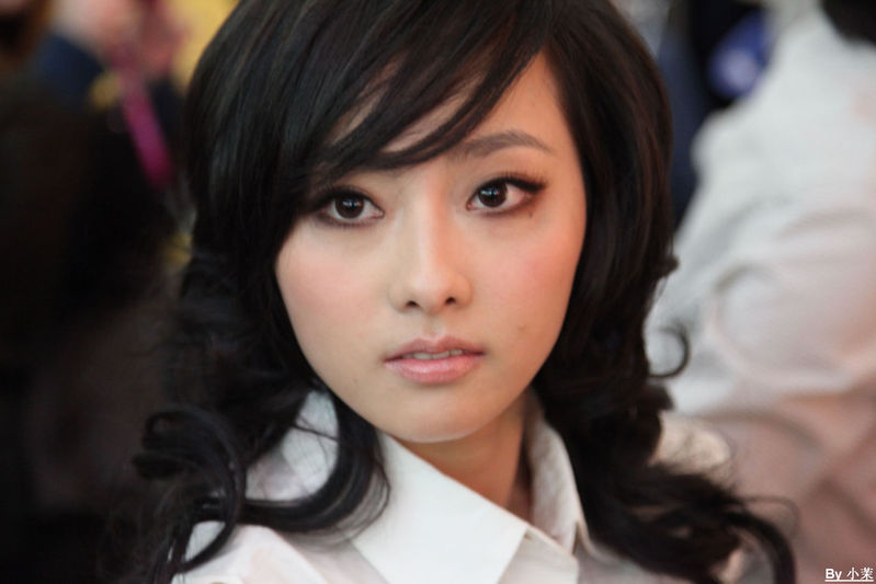 http://www.mshishang.net/pics/star/pic/419f7d69faa3a23ba2434d57305d4ada.jpg