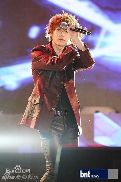 //www.mshishang.net/pics/star/pic/42fcc0e6615354cd06c976527580ccbe.jpg