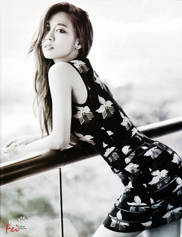 //www.mshishang.net/pics/star/pic/430e42e2c7989b820dc4cd3dc619a9c4.jpg