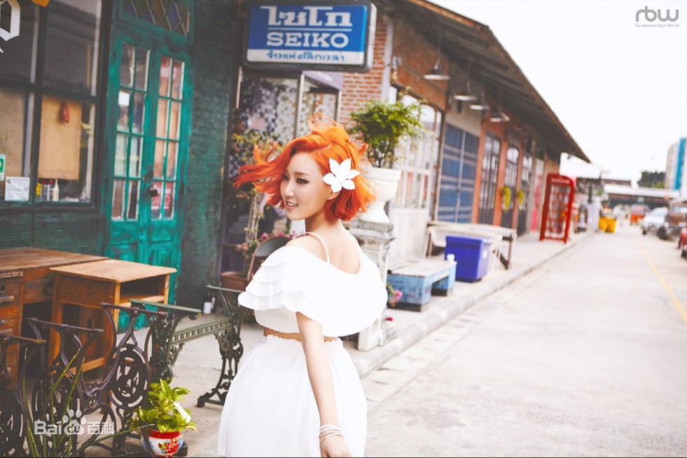 http://www.mshishang.net/pics/star/pic/4db09b7c2dcc459ae894b8afa2b80669.jpg